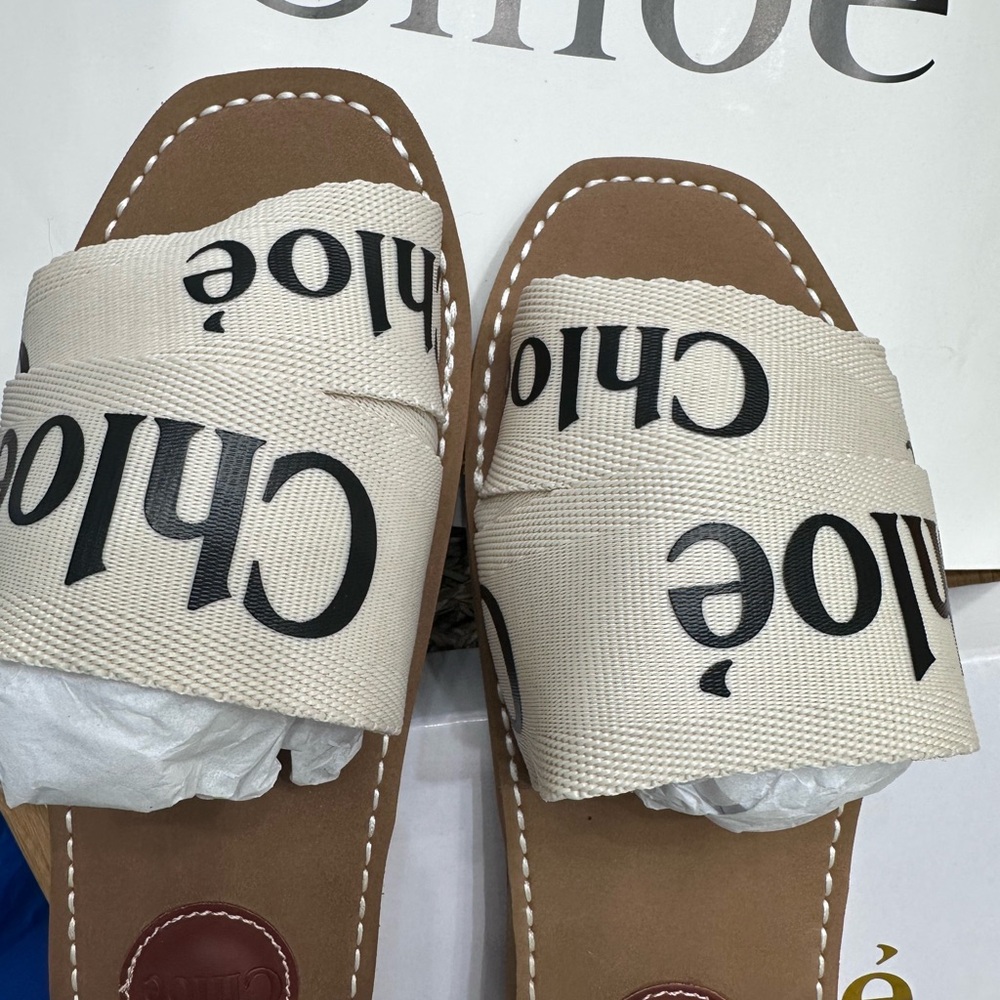 Chloé Tan and Cream Sandals